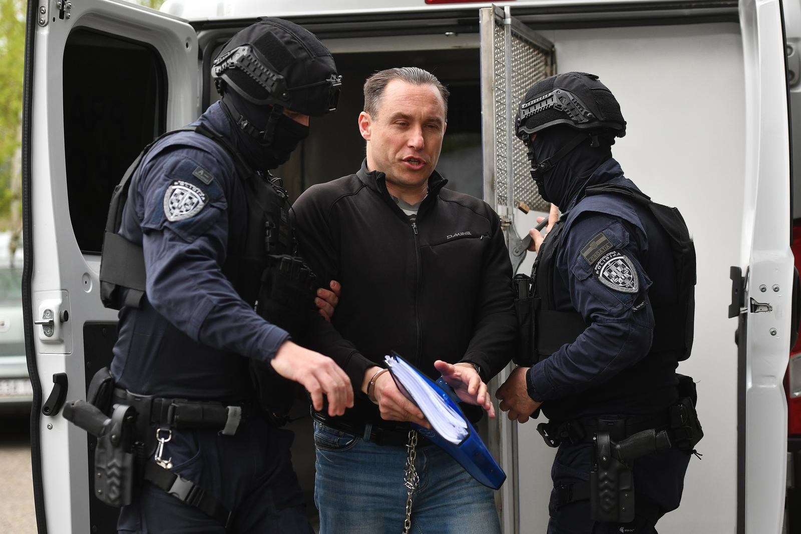 FOTO Srđan Mlađan doveden na sud, dobacio poruku novinarima