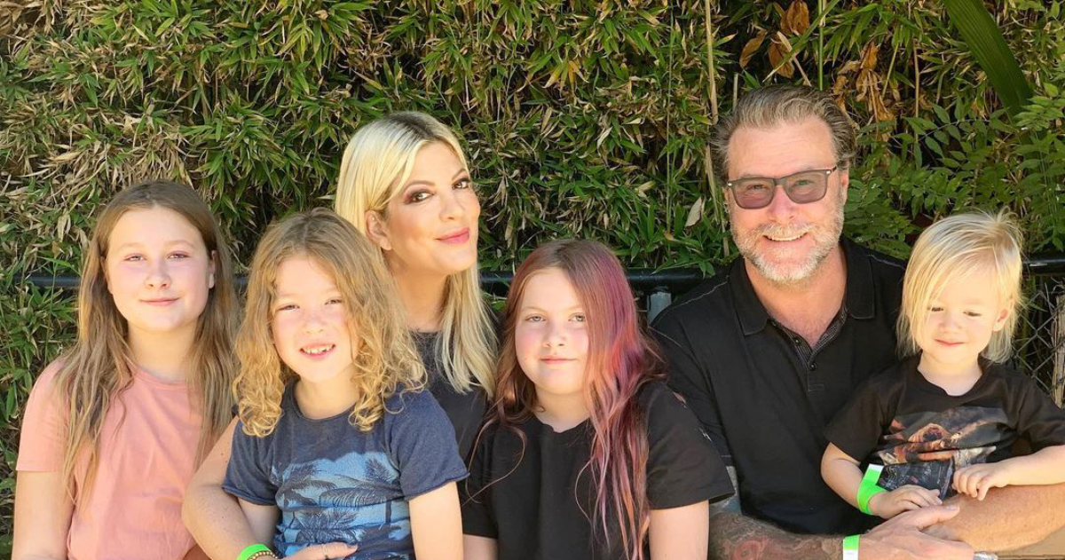 Tori Spelling se nakon 18 godina braka rastaje od supruga. Par ima petero djece