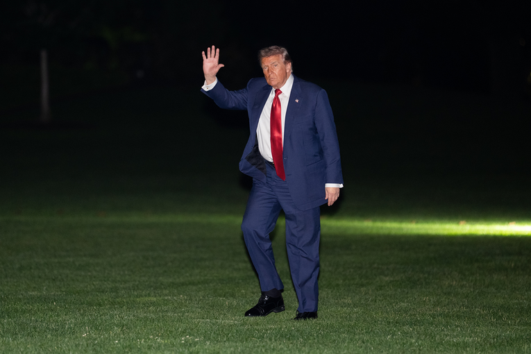 Trump: Možda ću premjestiti vojnike iz Njemačke u Poljsku