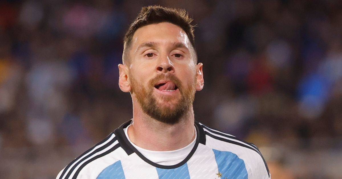 Messi demantirao povratak u Barcelonu