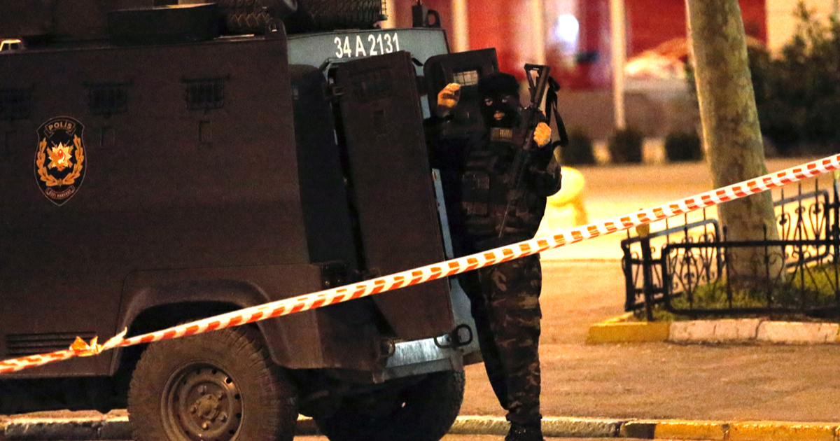 ISIL-ovci otvorili vatru tijekom racije. Ranjeno sedam turskih policajaca