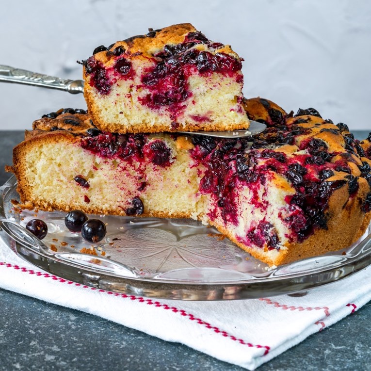 Jede vam se nešto slatko, a nemate jaja? Napravite ovaj biskvitni kolač