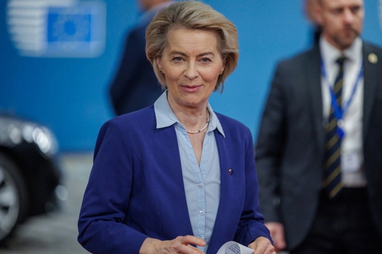 Nakon Mladićeva sprovoda upitan posjet von der Leyen Beogradu