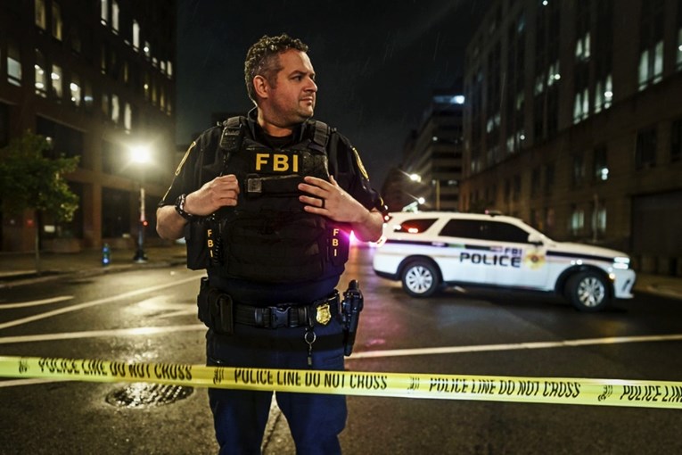 FBI će opet umjesto svog posla raditi posao obične policije. Jer Trump tako želi