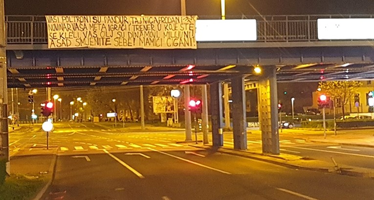 Transparenti protiv Mamića vise po Zagrebu: "A sad smijenite sebe"