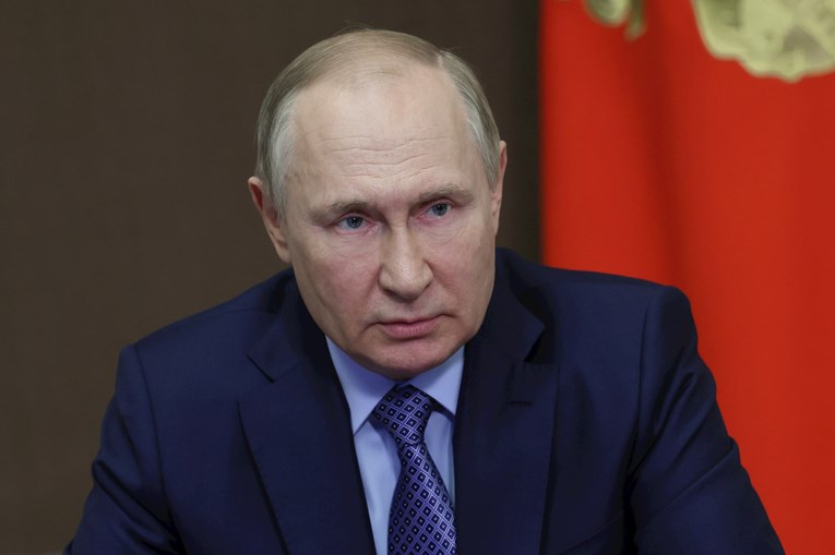 Reuters: Zemlje G7 dogovorile su se da će ograničiti cijene ruske nafte