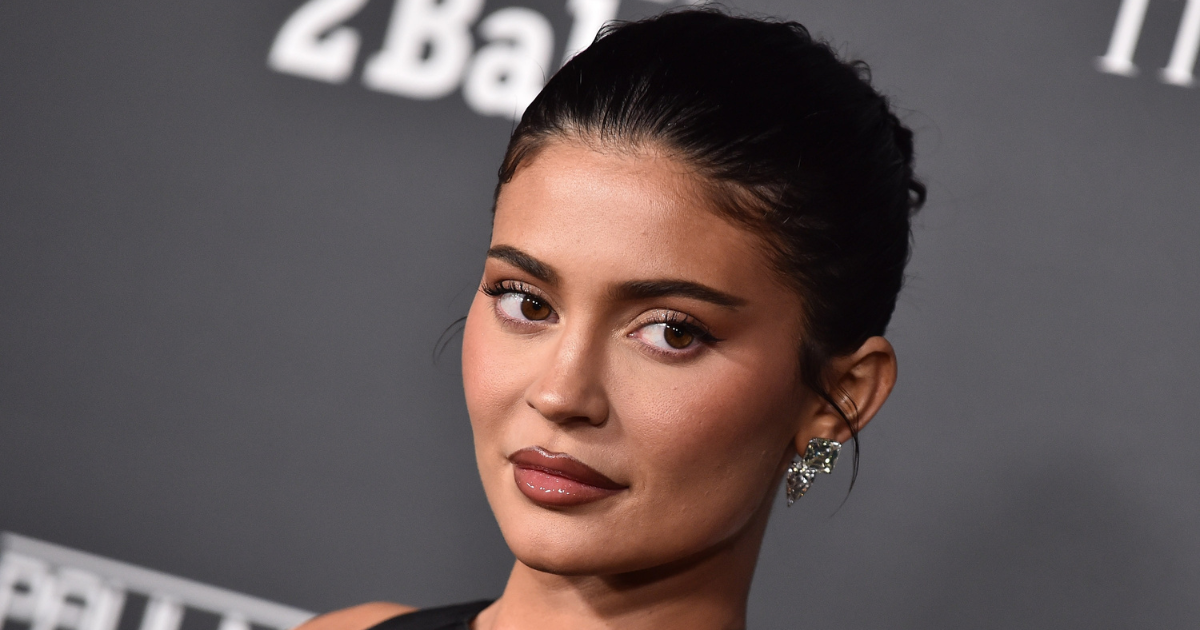 Kylie Jenner konkurira Kim Kardashian s vlastitom modnom linijom?