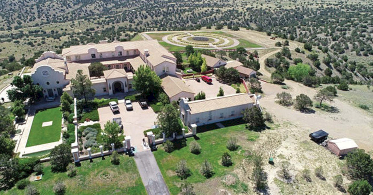 FBI nikad nije ušao na Epsteinov ranč Zorro. Savezna država pokreće istragu