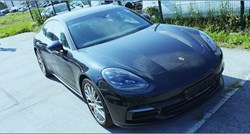 FOTO Država prodaje luksuzni Porsche