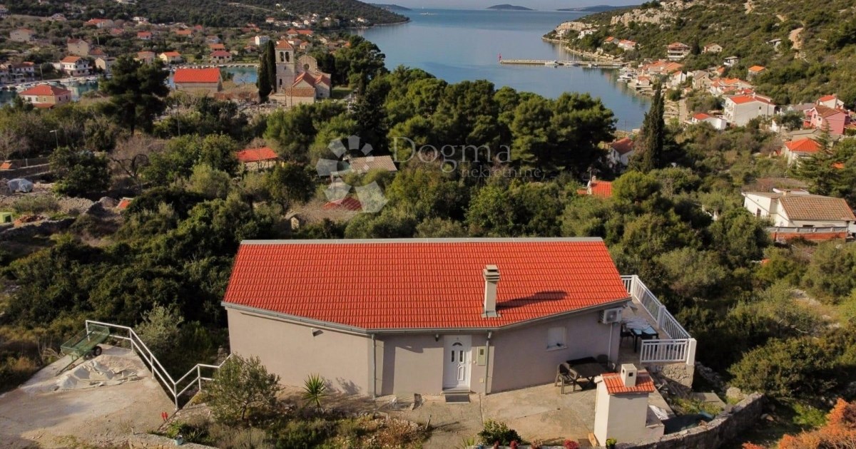 Prodaje se dvosoban stan kod Trogira koji ostvaruje do 30.000 € godišnje