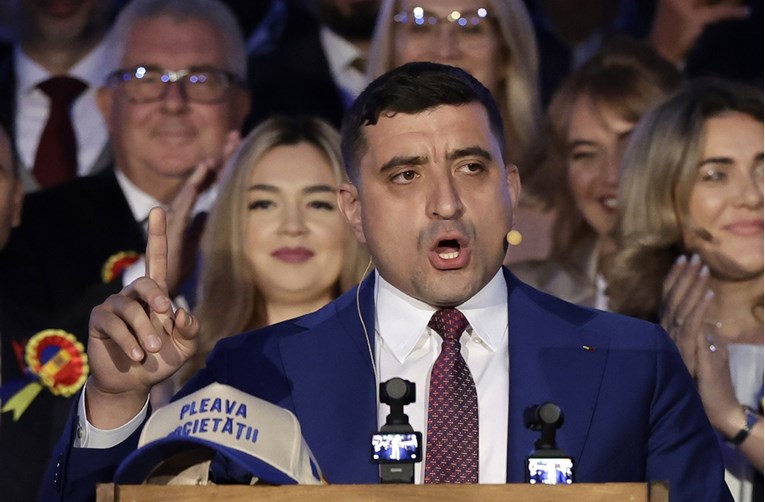 Rumunjski Trump ne priznaje poraz na izborima, poziva ljude na borbu