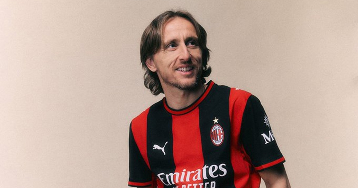 Modrić predstavio novi dres Milana. Znači li to da ostaje?