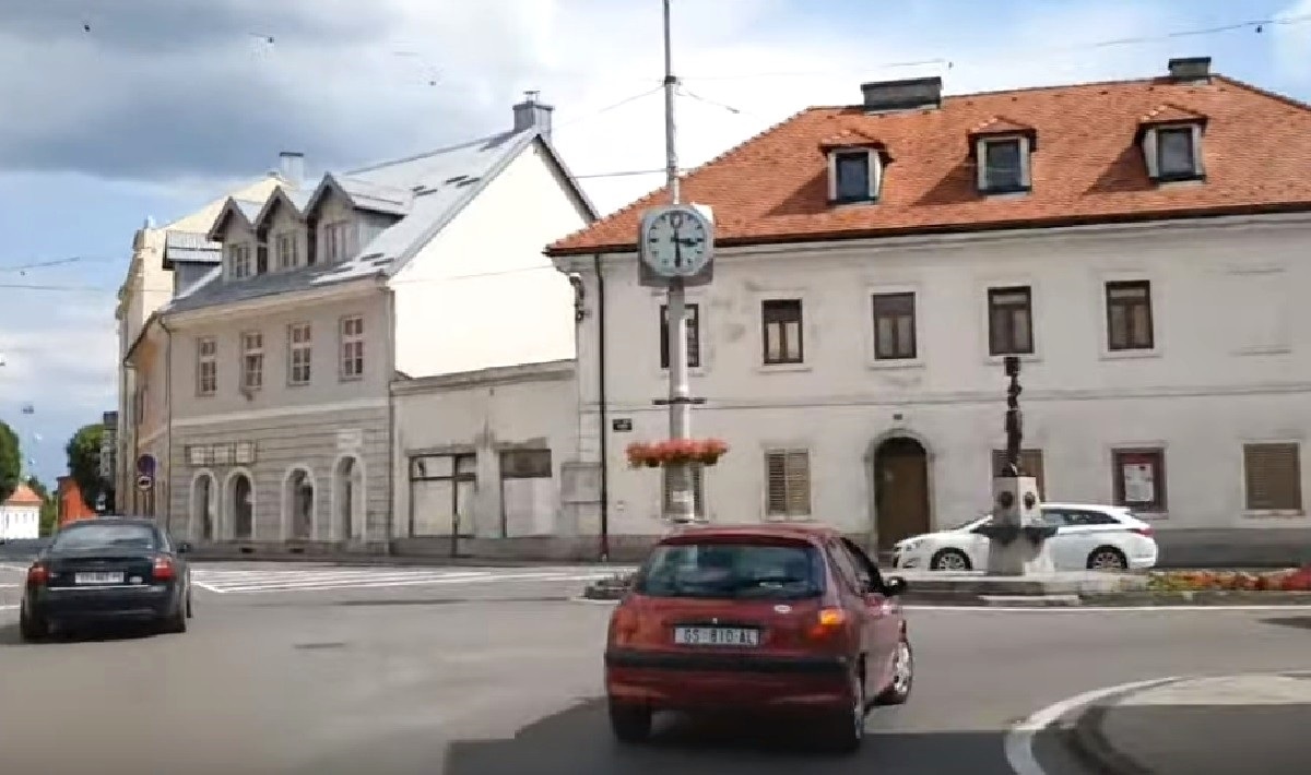 Gospić uveo demografske mjere za novorođenčad, učenike i studente