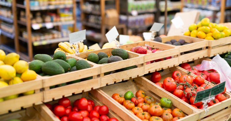 Britanski supermarket prodaje kutije s voćem i povrćem za manje od 3 eura