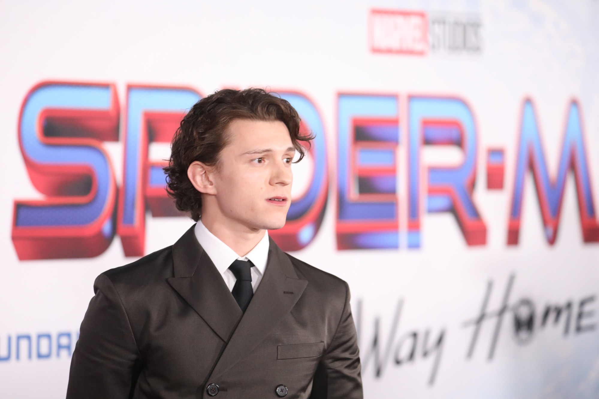 Tom Holland nakon tri i pol godine trijeznosti: "Kao da imam novi identitet"
