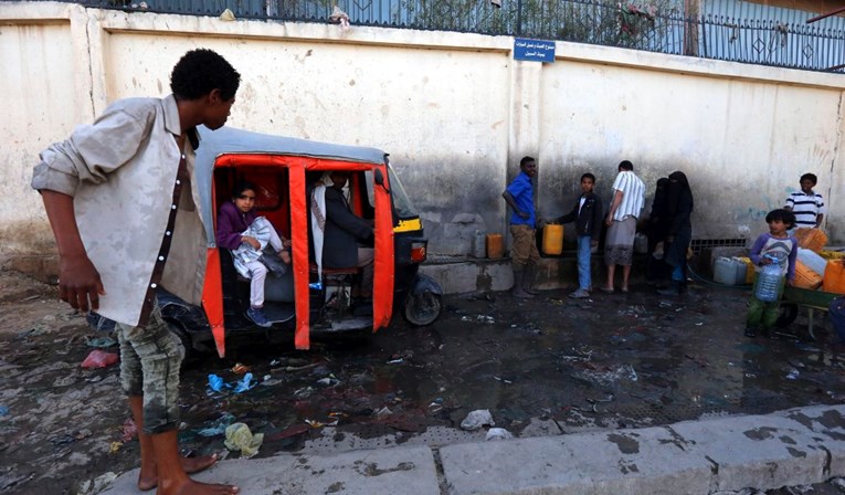 U napadima saudijske koalicije na Jemen ubijeno pet članova jedne obitelji