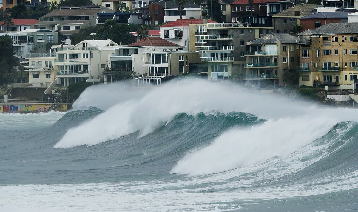 Australija se priprema za oluju desetljeća, očekuje se vjetar brzine 210 km na sat