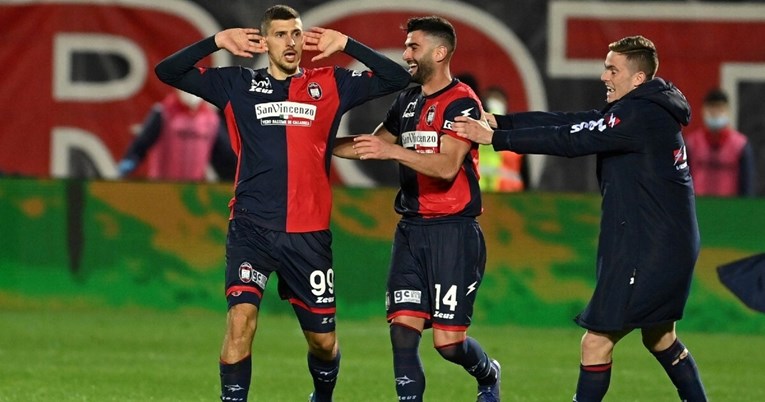 Bivša zvijezda Osijeka u neviđenoj drami zabila hat-trick u Serie B