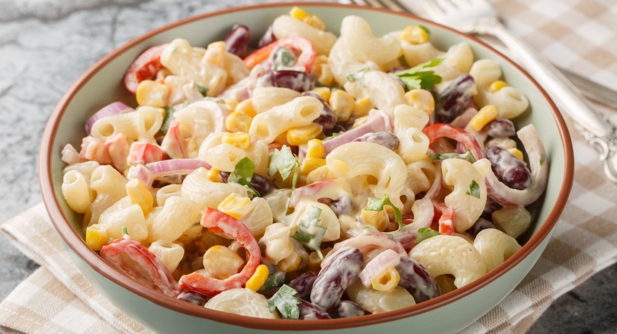 Što jesti kad je vani +30? Donosimo najbolje recepte za osvježavajuće hladne salate