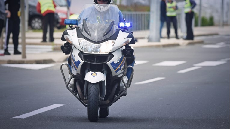 USKOK istražuje policajca na motociklu koji je zadržao novac od naplaćene kazne