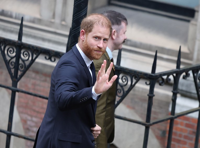 Odvjetnik Harryja: Daily Mail je nezakonito prikupljenim informacijama uništio živote