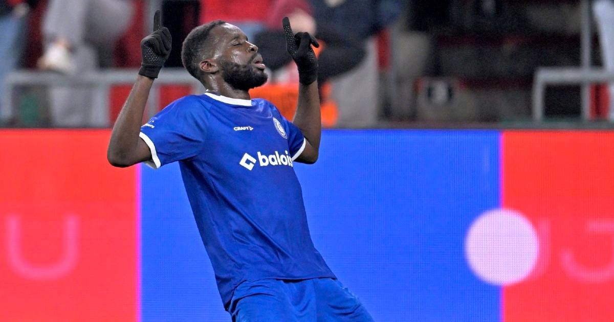 Kanga briljirao u pobjedi Genta. Zabio je hat-trick i dobio desetku