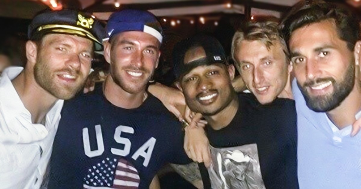 Modrić, Xabi, Ramos i košarkaški repezentativac Hrvatske. Hit slika iz prošlosti