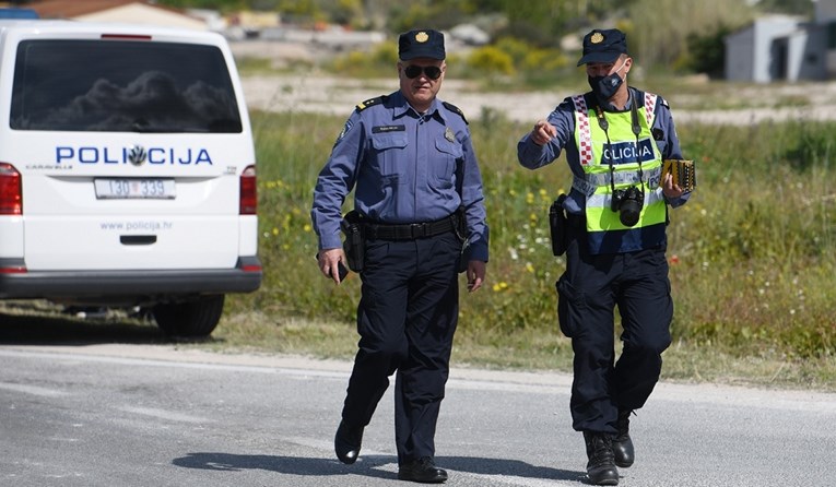 Teška nesreća u Dalmaciji. U sudaru poginula djevojka, dvoje teško ozlijeđeno