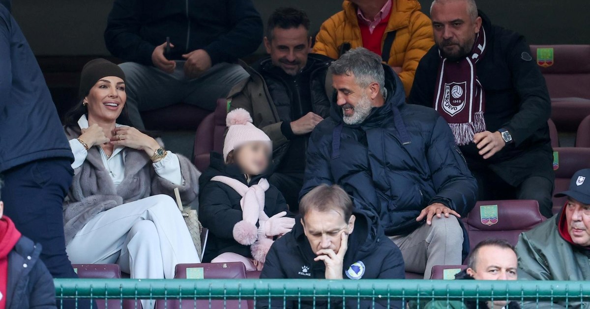 Zoran Mamić pratio utakmicu s 11 godina mlađom partnericom i kćerkicom 