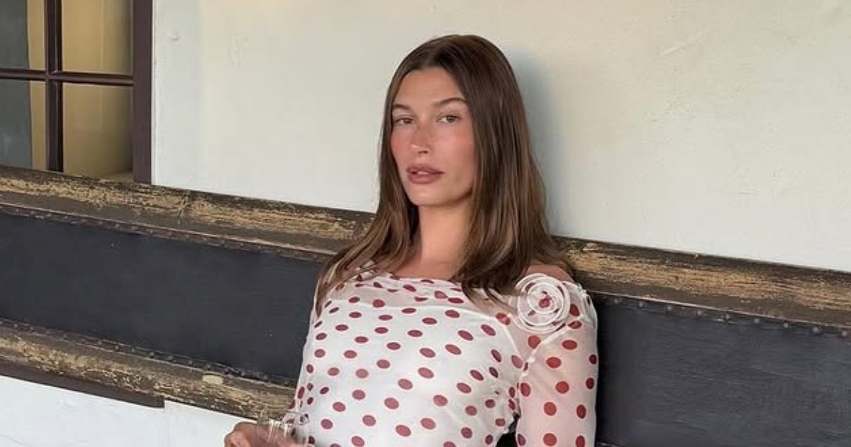 Tajna blistavog tena Hailey Bieber nije puder, nego ovo