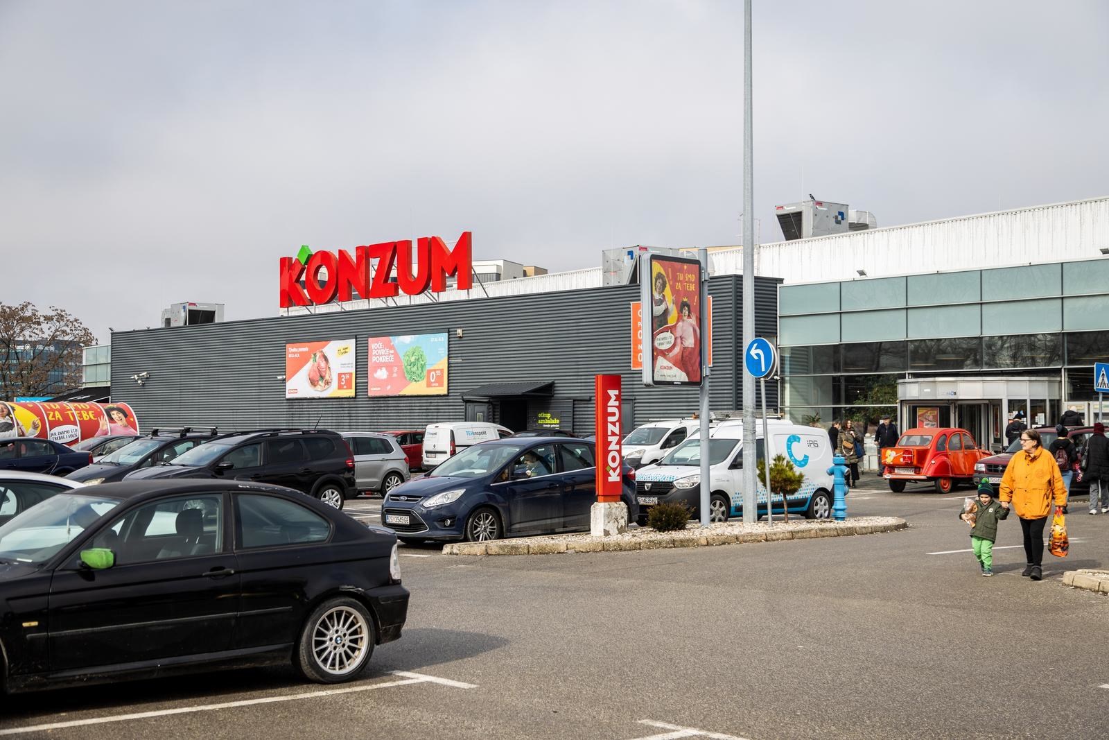 U eurozoni promet u maloprodaji pada, u Hrvatskoj raste