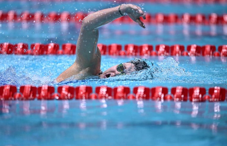 Jana Pavalić i Jere Hribar u finalu na 50m slobodno na Europskom prvenstvu