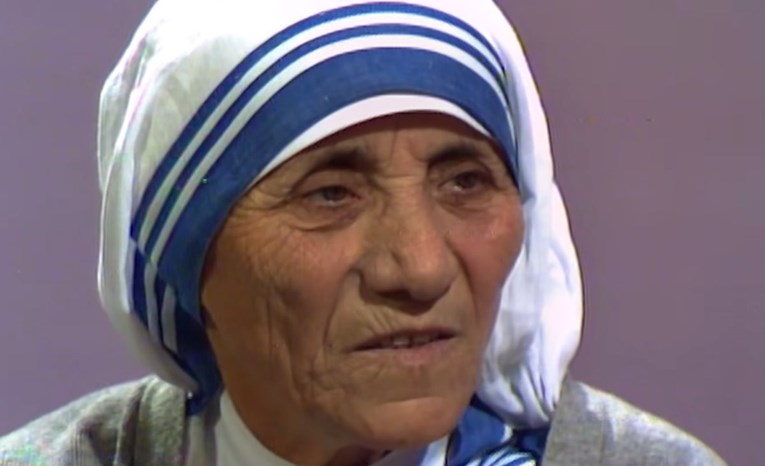 Razotkrivanje mračne strane Majke Tereze: "Časne nisu dobro skrbile o bolesnima"