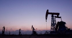 Proizvodnja nafte pala za 10 milijuna barela dnevno, Rusi razmatraju još ograničenja