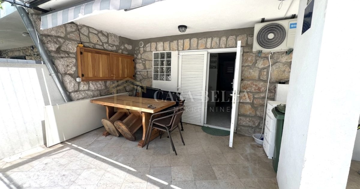 Dramalj: Prilika za kupnju luksuznog apartmana na samo 200 m od mora