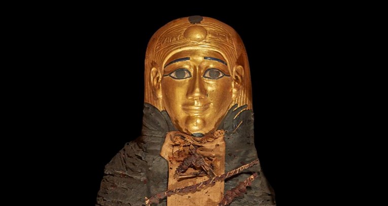 U egipatskoj mumiji nađeno dodatno zlatno "srce", na njemu stihovi iz Knjige mrtvih