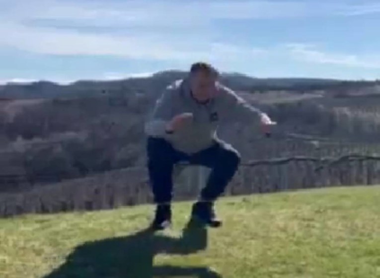 VIDEO Dodik objavio video čučnjeva. U Hrvatskoj je bilo plesa oko šipke, trčanja...