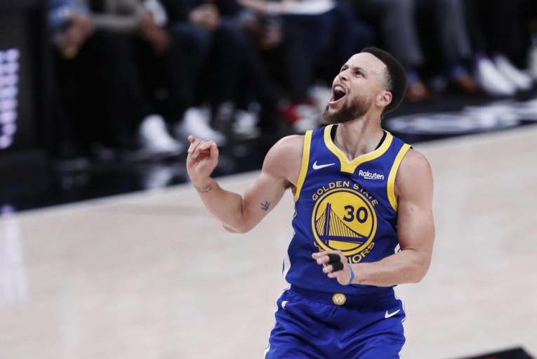 Curry novim ugovorom ispisao povijest NBA lige. Po ukupnoj zaradi je prvi ikada
