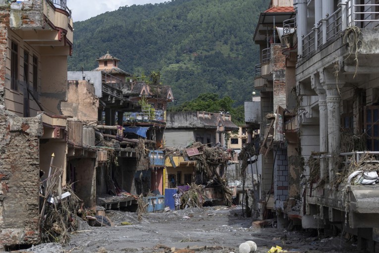 Među stotinama nestalih u Nepalu traga se i za jednim Srbinom