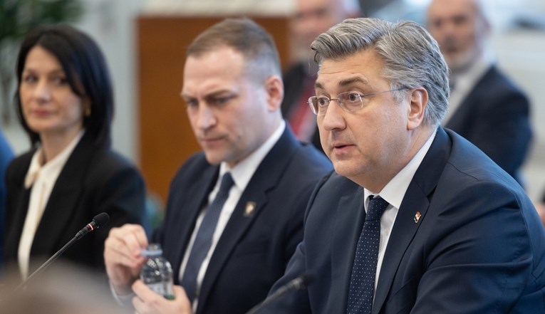 Saborski odbor podržao nasljednika Dabre. Plenković se svađao s opozicijom