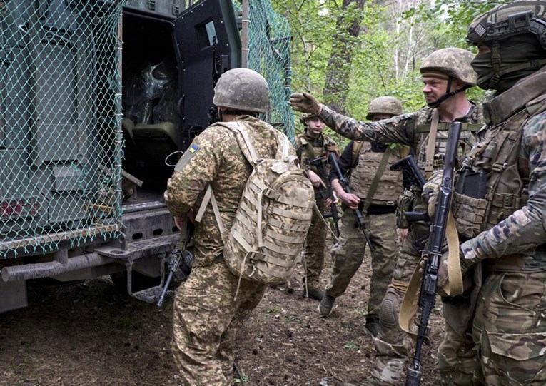 Stotine mladih Nijemaca dragovoljno se bore u Ukrajini. No Kijev ih ne prima sve