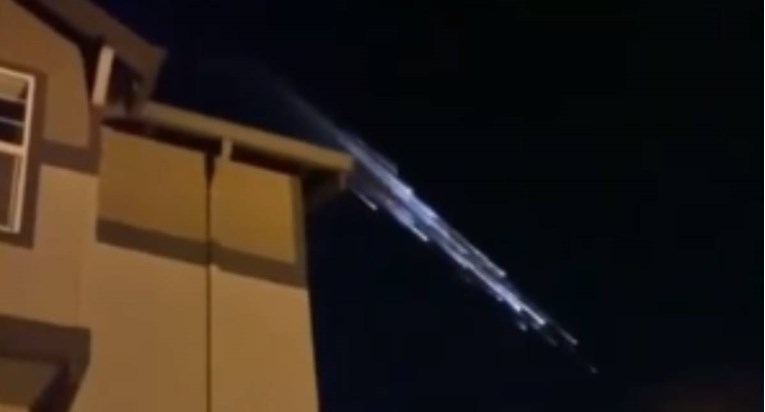 VIDEO Ostaci SpaceX-ove rakete stvorili light-show na nebu, pogledajte snimke