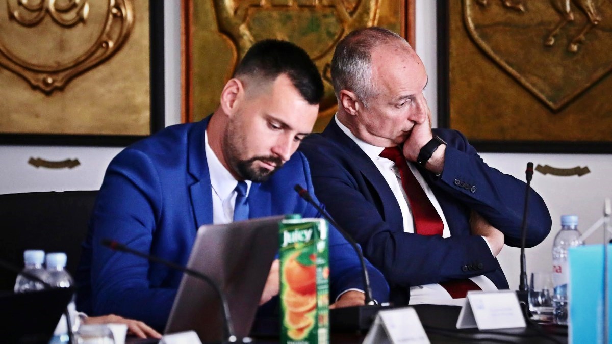 Grad Split: Skuplje laptope kupujemo za pročelnike koji rade u zahtjevnim programima