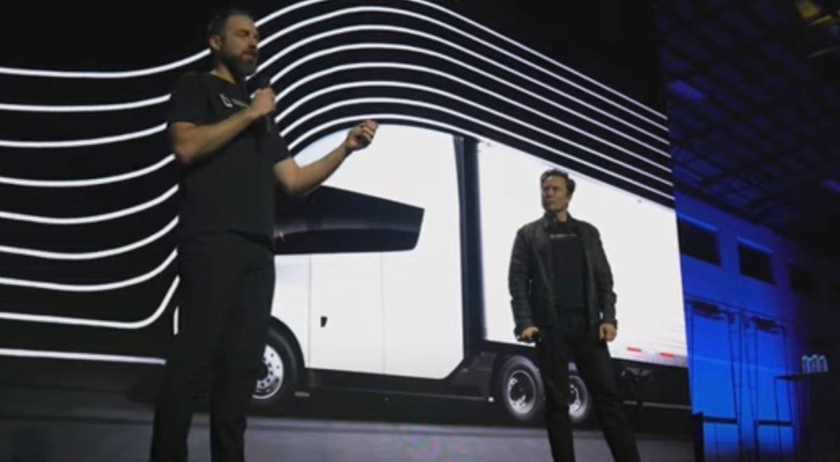 VIDEO Tesla proizvela svoj prvi kamion na baterije