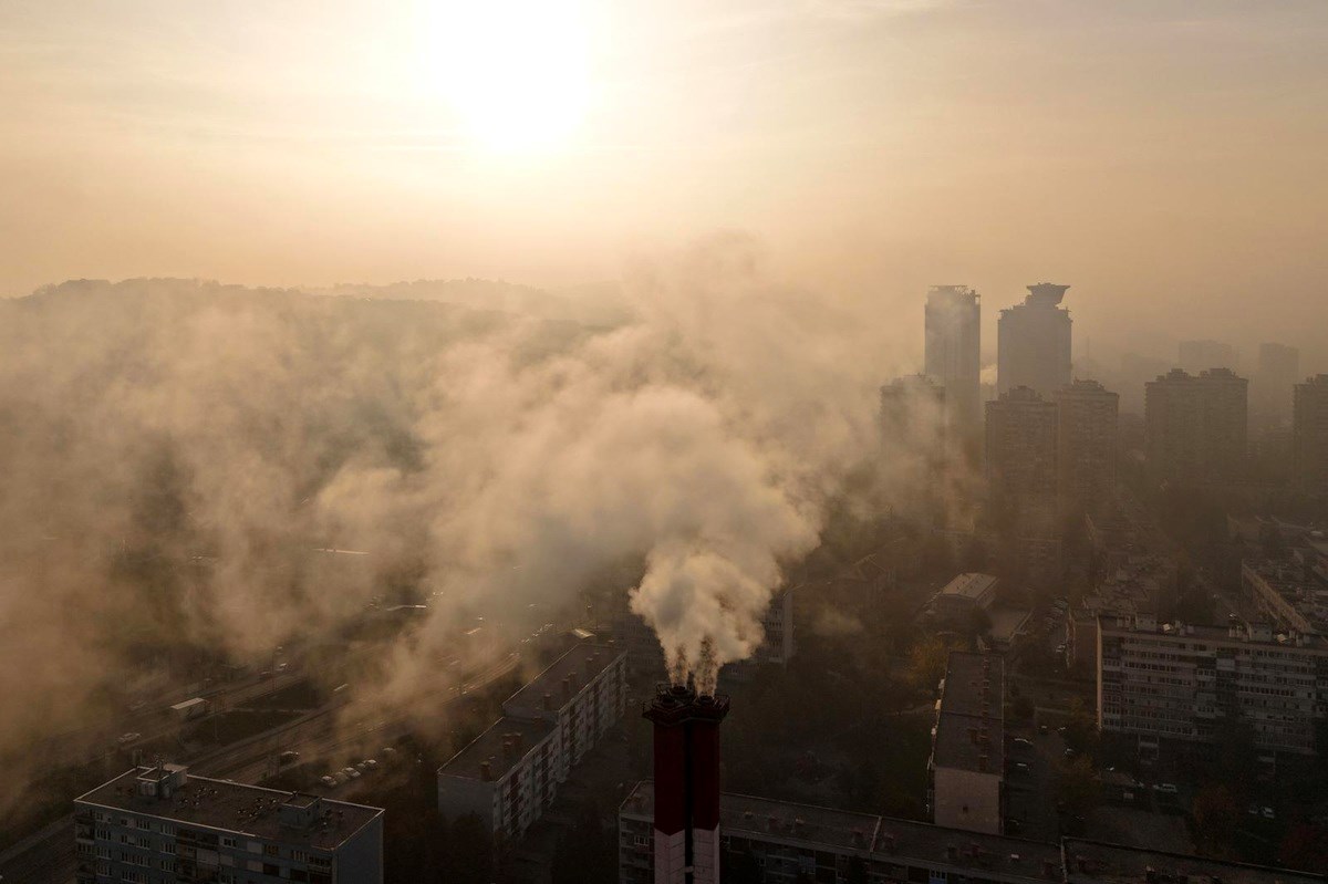 "Spaljujemo sve što stignemo". Dronovi i laseri u borbi protiv smoga u Sarajevu