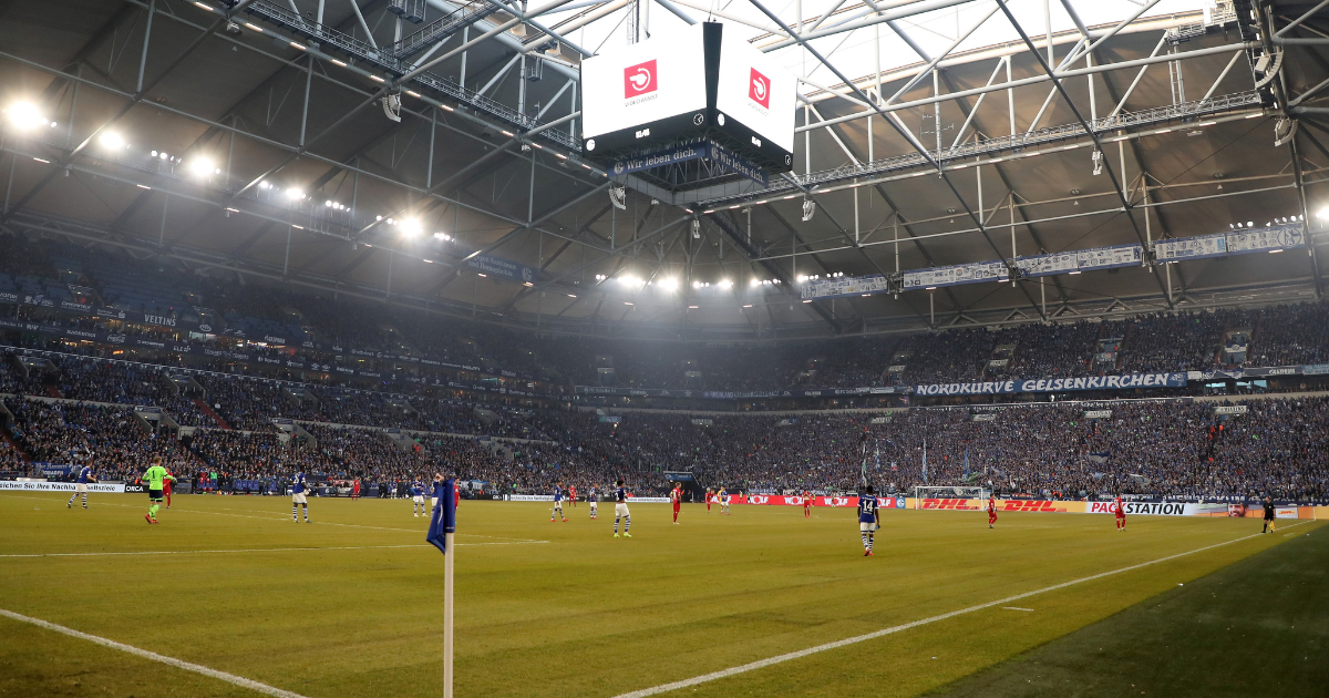 Schalke strahuje od svojih navijača uoči utakmice za povratak u Bundesligu