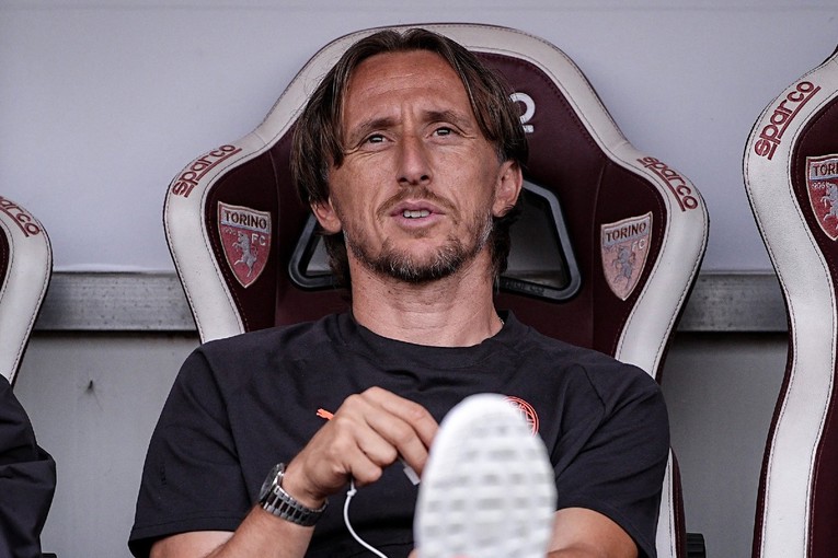 Amorim slavio u debiju na klupi Milana, Modrić ušao s klupe