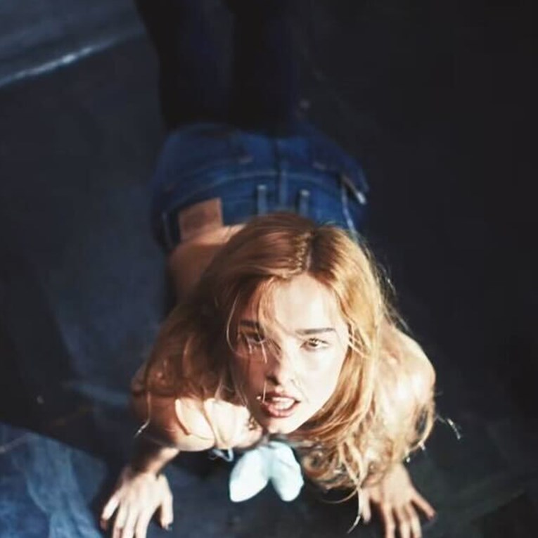 Nakon Sydney Sweeney i slavna tiktokerica snimila provokativnu reklamu za traperice