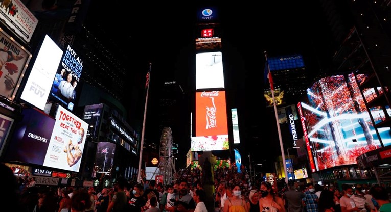 Naoružani od sutra više ne smiju šetati Times Squareom u New Yorku