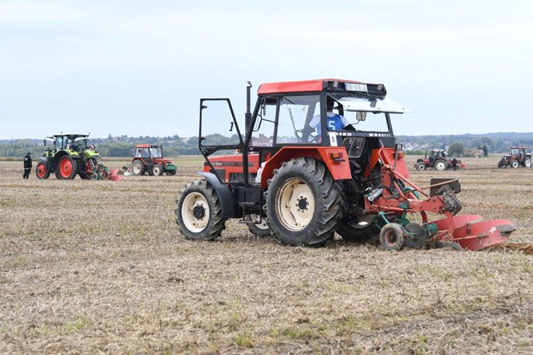 Isplaćeno 485 milijuna € potpora poljoprivrednicima